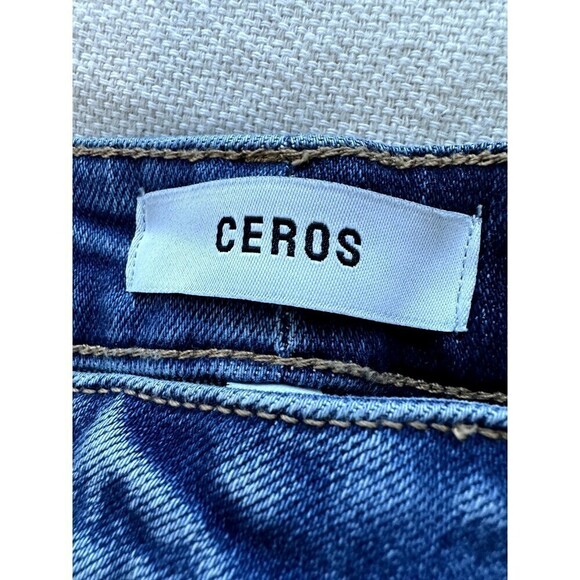 Ceros Distressed Straight Asymmetrical Front Woman's Jeans Size 30 Denim Blue - Picture 2 of 16
